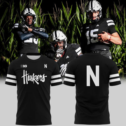 Special New Alternate Dark Mode Helmet Logo Tshirt In Black